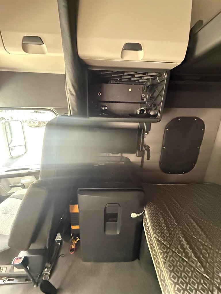 2020 Freightliner Cascadia
