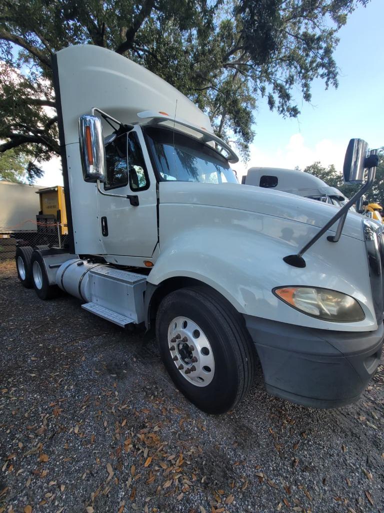 2016 International Lf687 - $15,500