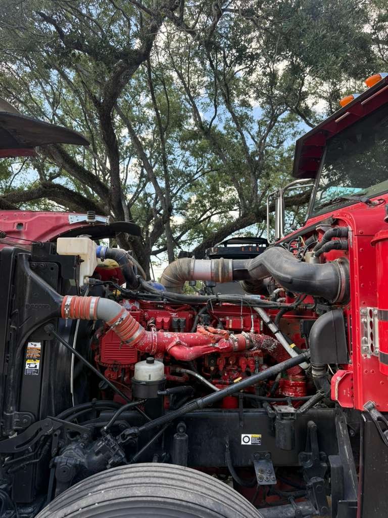 2009 Peterbilt 388 - $36,500