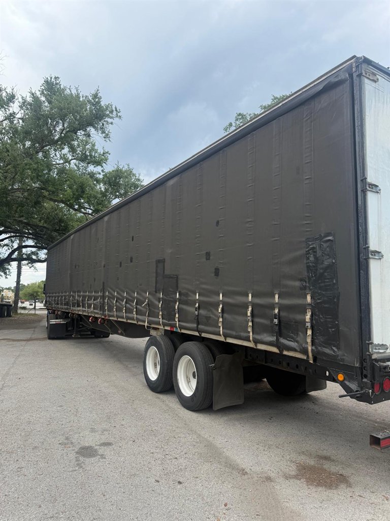2005 Utility Curtain Side - $10,000