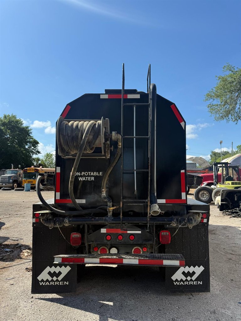 2015 Mack Pinnacle - $54,000