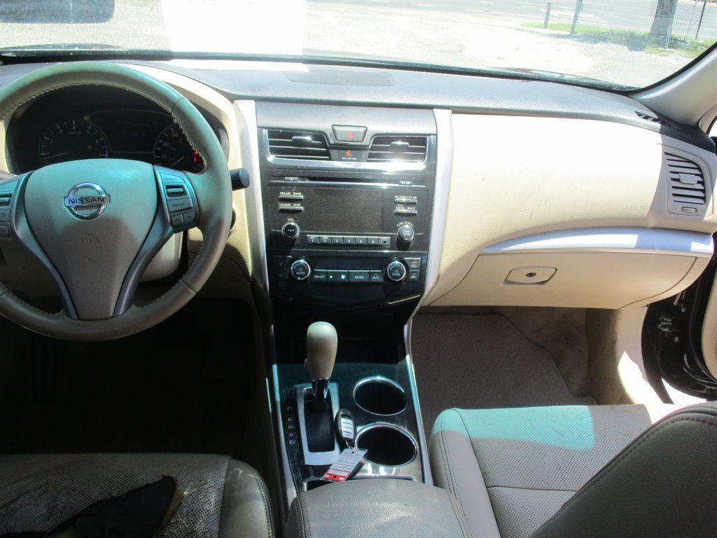 2013 Nissan Altima 2.5 photo