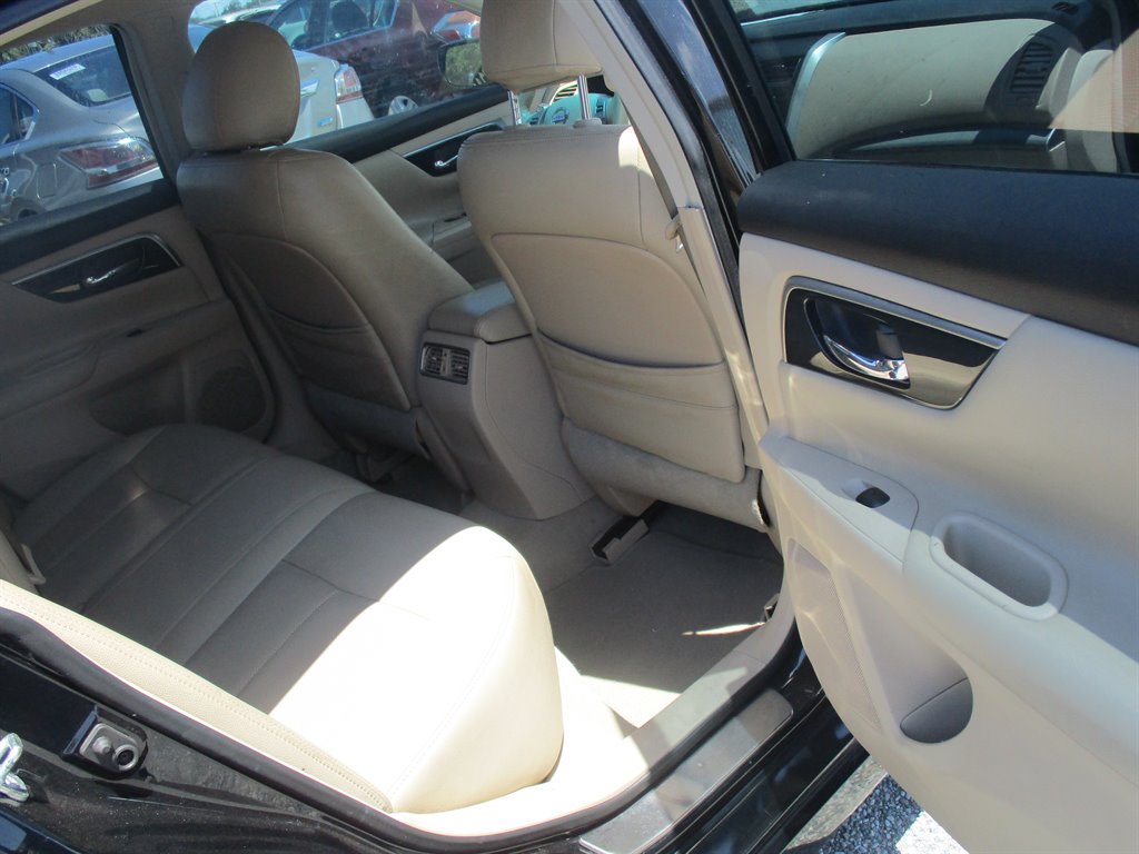2013 Nissan Altima 2.5 photo
