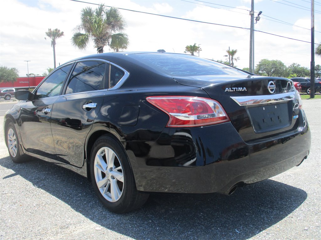 2013 Nissan Altima 2.5 photo