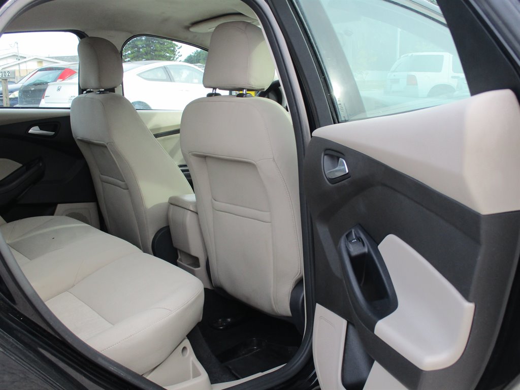 2016 Ford Focus - $6,990