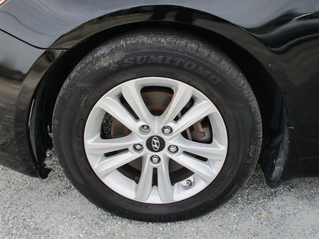 2011 Hyundai Sonata - $5,900