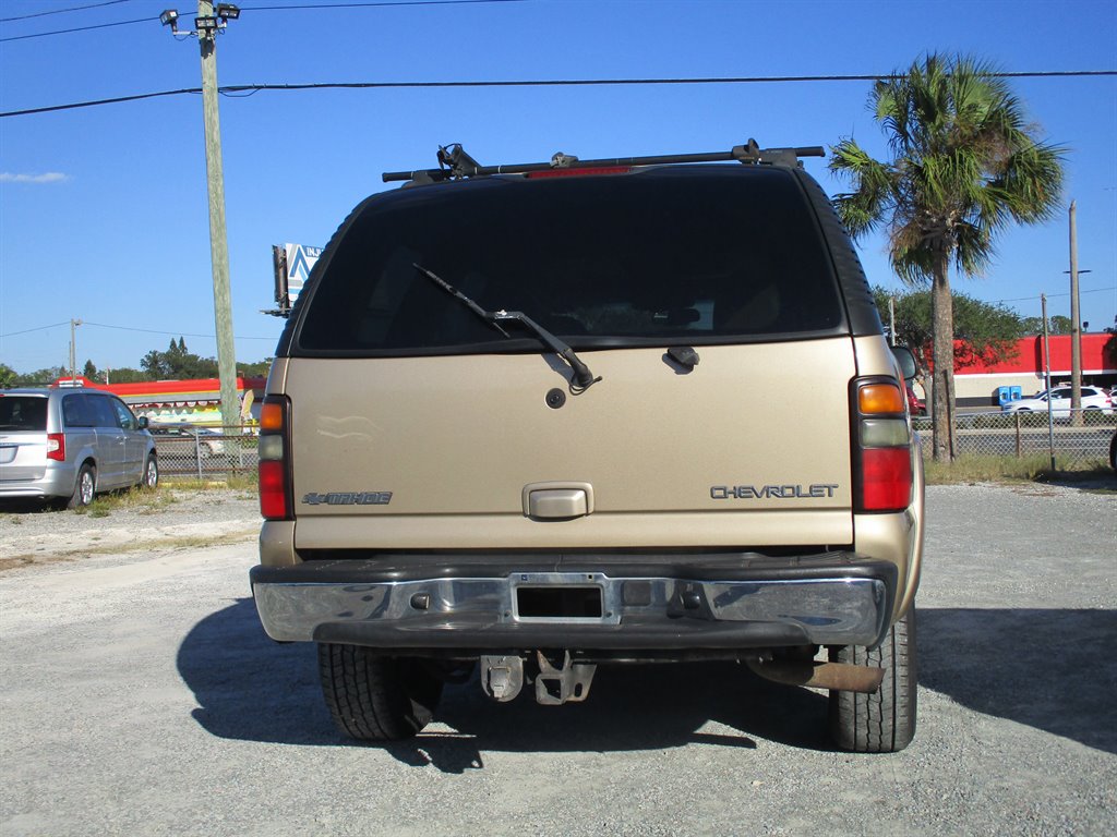 2005 Chevrolet Tahoe LS photo
