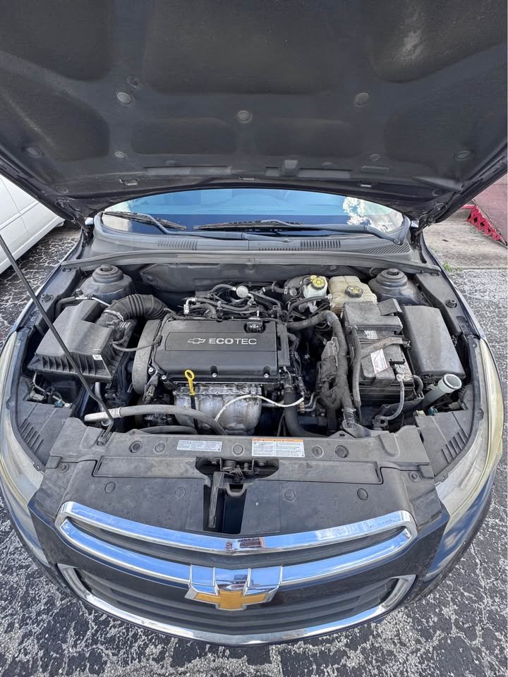 2016 Chevrolet Cruze - $6,990