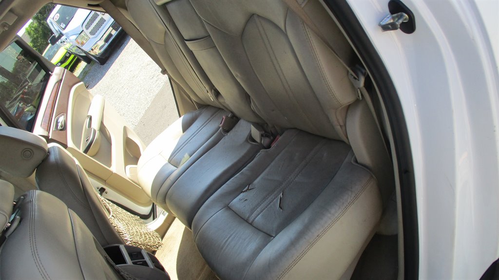2012 Cadillac SRX - $8,990