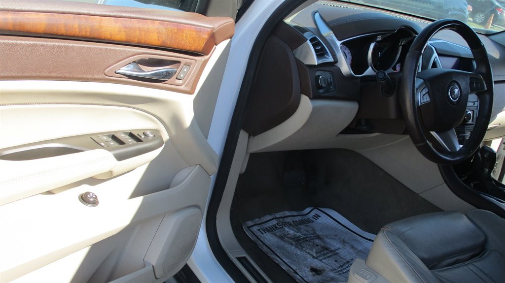 2012 Cadillac SRX - $8,990