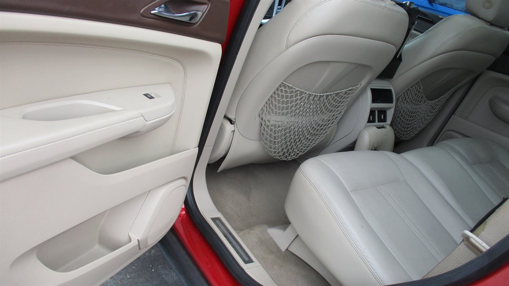 2010 Cadillac SRX - $6,900