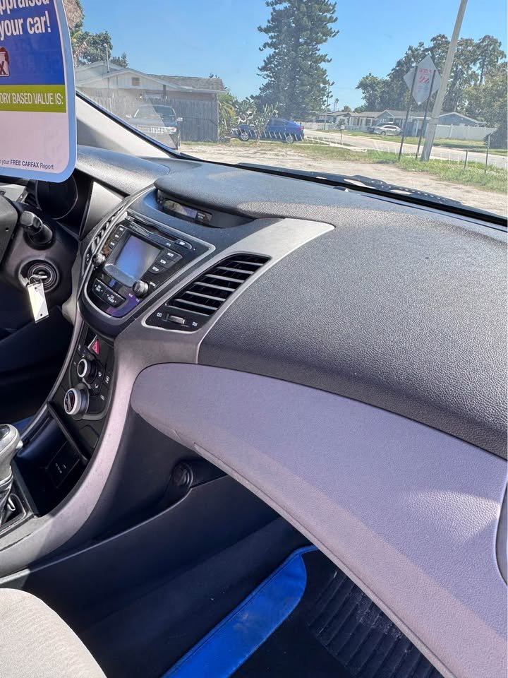 2015 Hyundai Elantra - $7,990