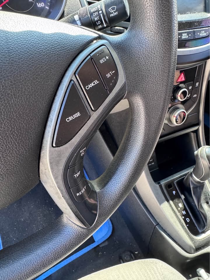 2015 Hyundai Elantra - $7,990