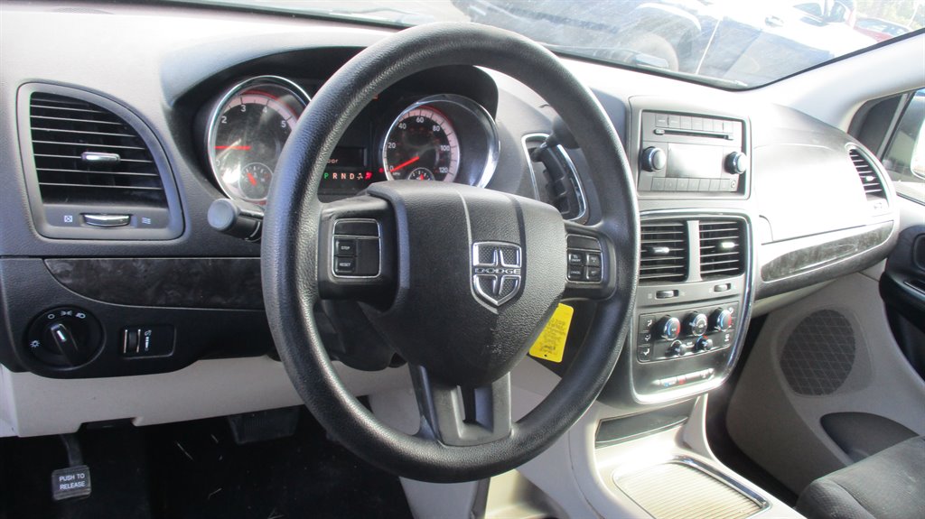 2015 Dodge Grand Caravan - $9,990