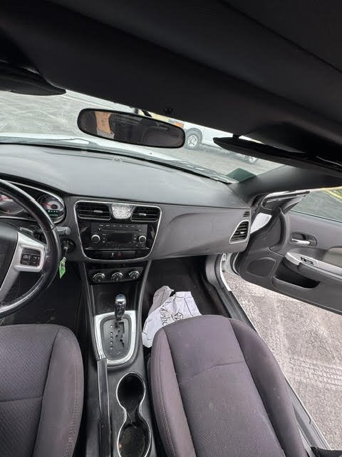 2012 Chrysler 200 - $6,990