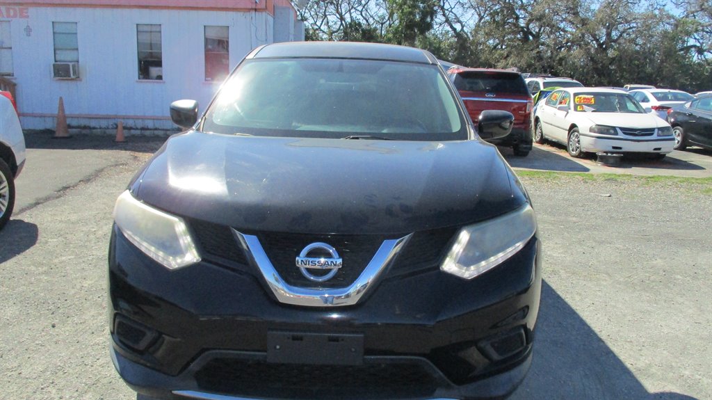2016 Nissan Rogue - $9,990