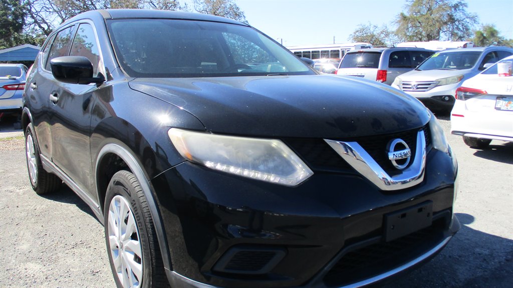 2016 Nissan Rogue - $9,990