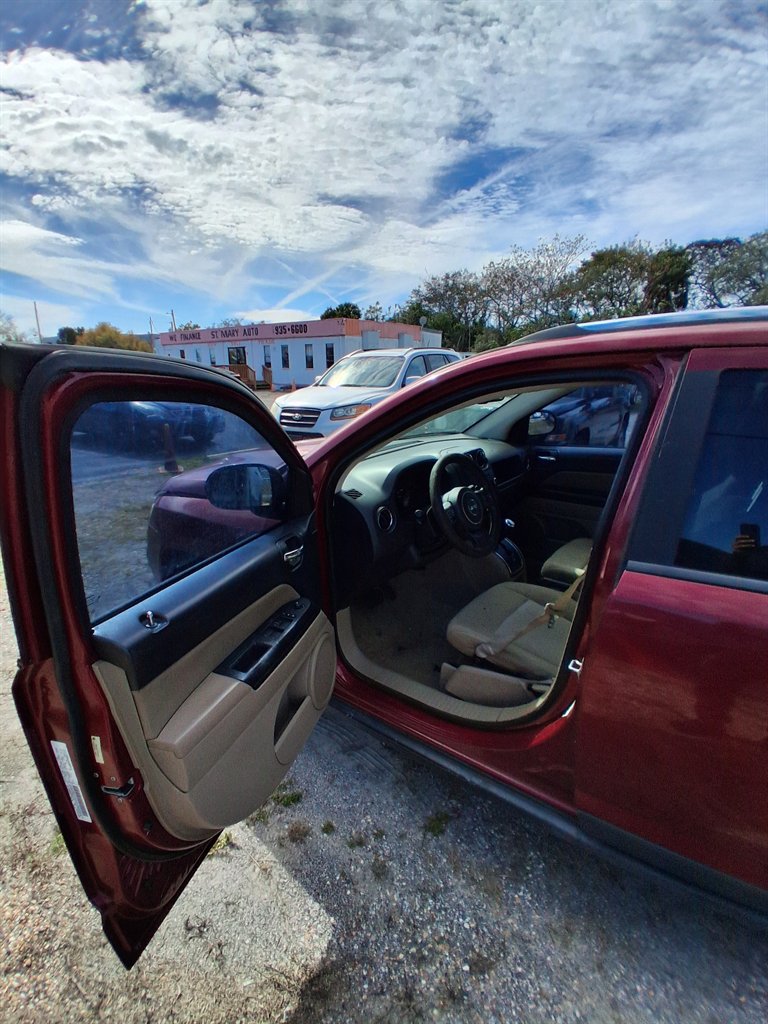 2012 Jeep Compass - $5,990