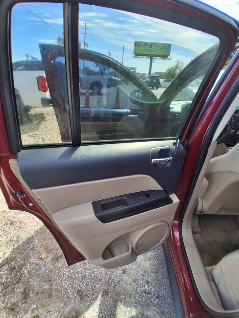 2012 Jeep Compass - $5,990