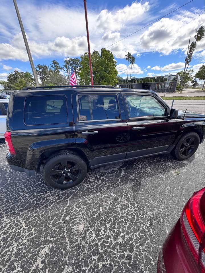 2014 Jeep Patriot - $6,990