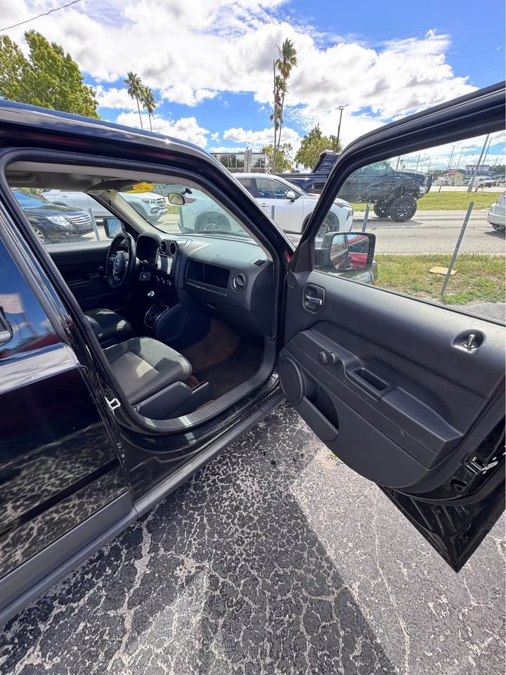 2014 Jeep Patriot - $6,990