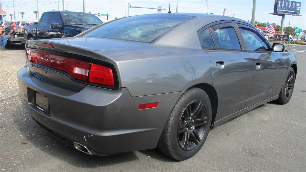 2012 Dodge Charger - $6,900