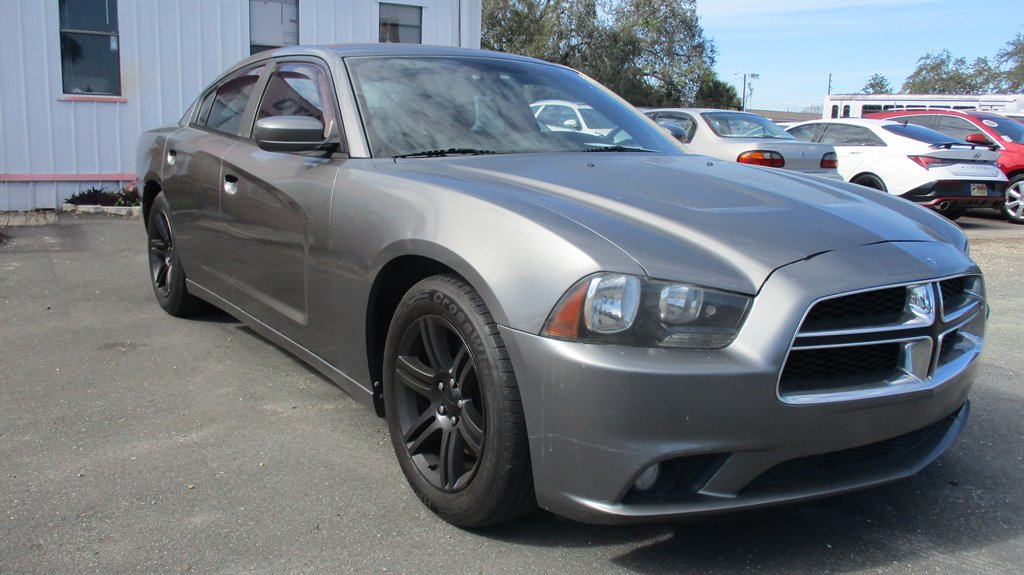 2012 Dodge Charger - $6,900