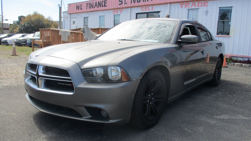 2012 Dodge Charger - $6,900