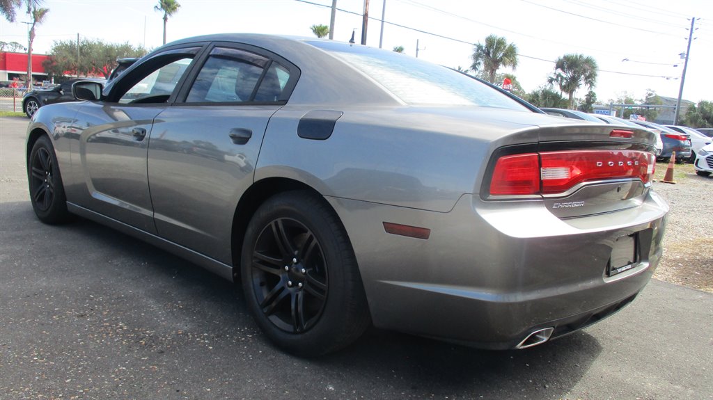 2012 Dodge Charger - $6,900