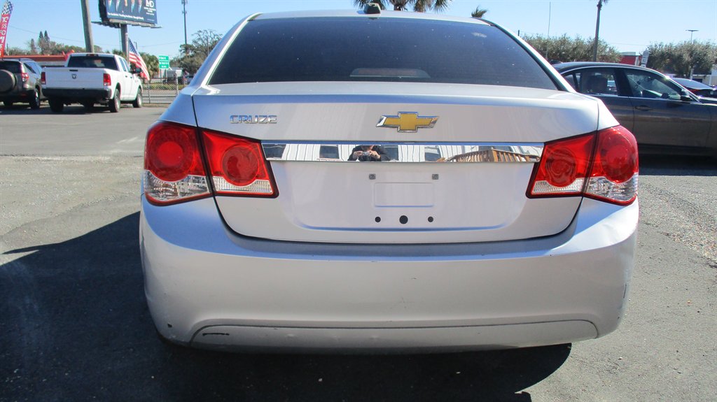 2015 Chevrolet Cruze - $6,990