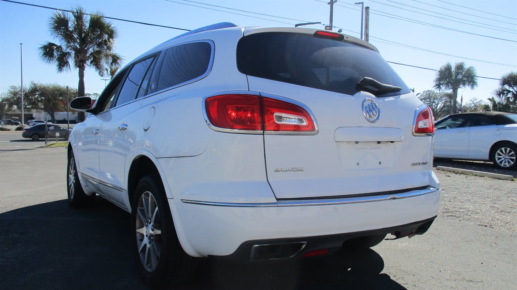 2017 Buick Enclave - $10,990