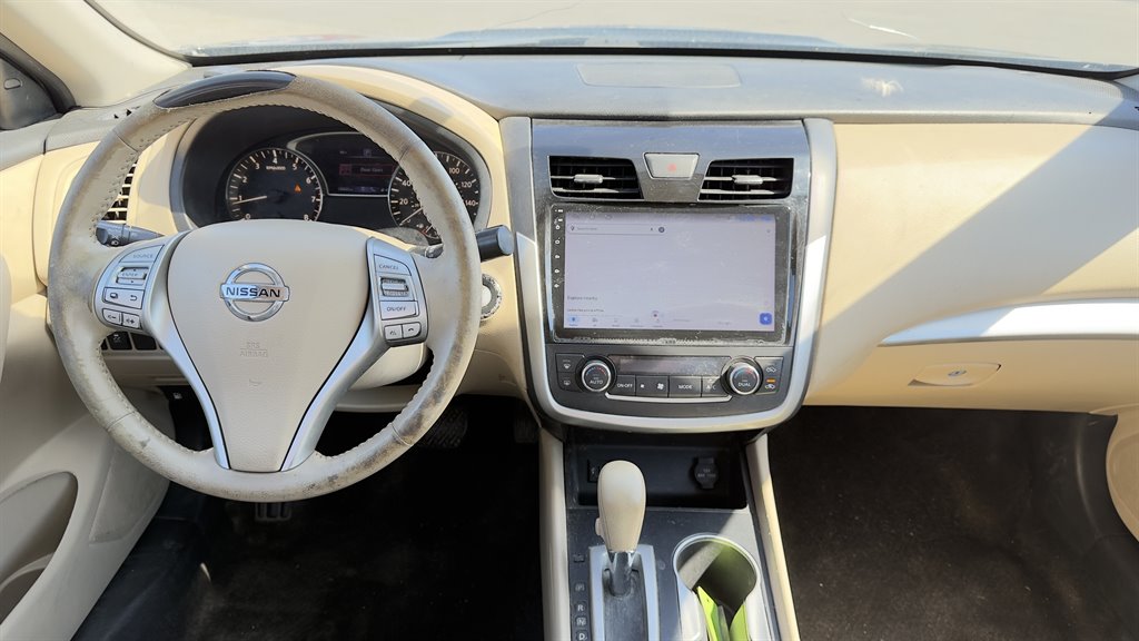 2017 Nissan Altima - $9,900