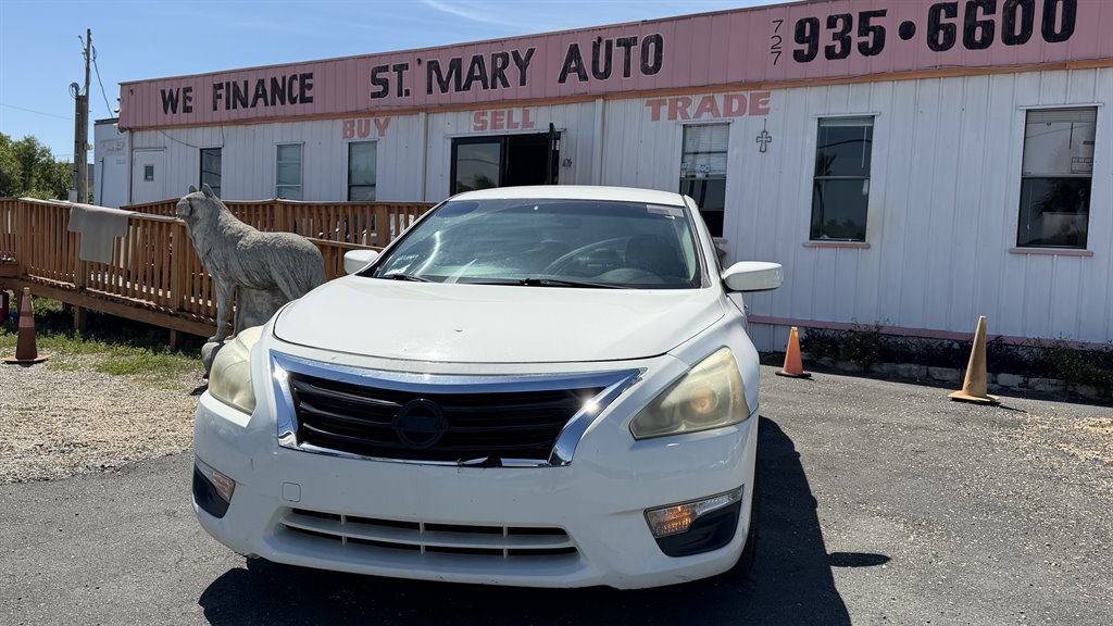 2015 Nissan Altima - $6,990