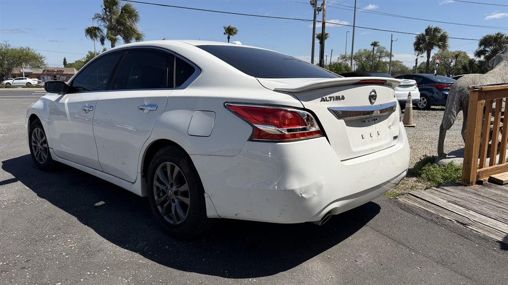 2015 Nissan Altima - $6,990