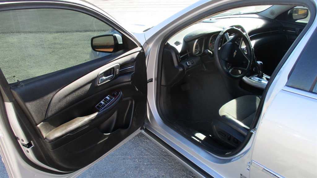 2013 Chevrolet Malibu - $7,999