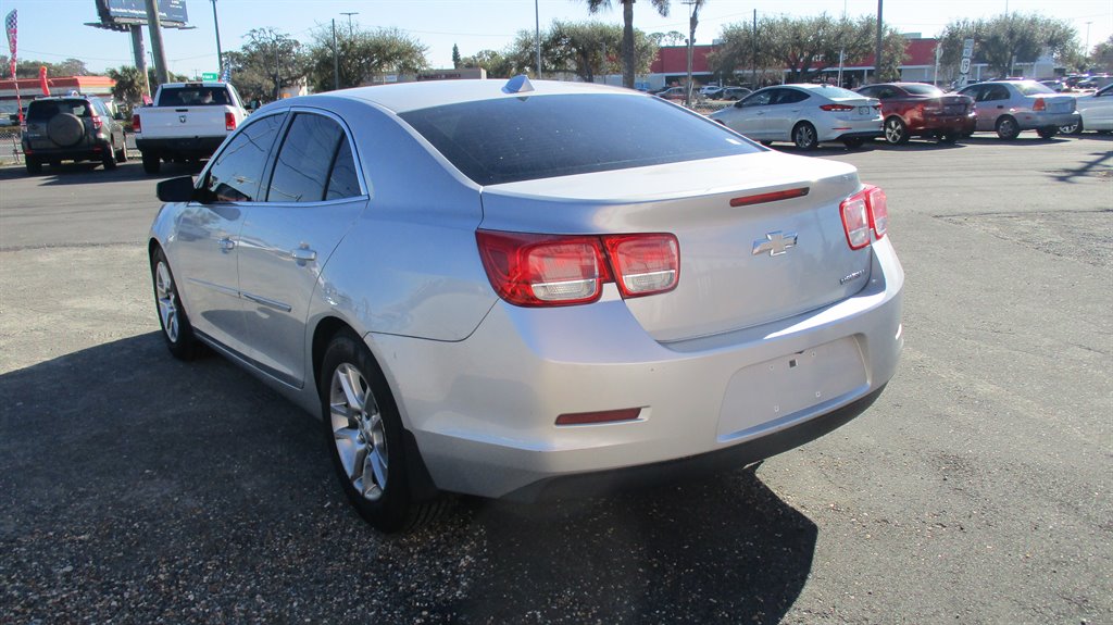 2013 Chevrolet Malibu - $7,999