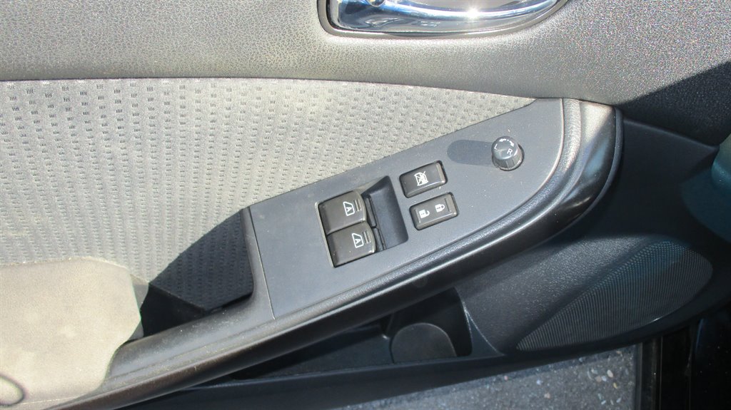 2011 Nissan Altima - $6,990