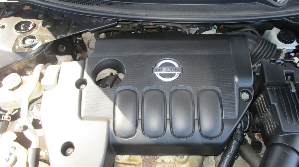 2011 Nissan Altima - $6,990