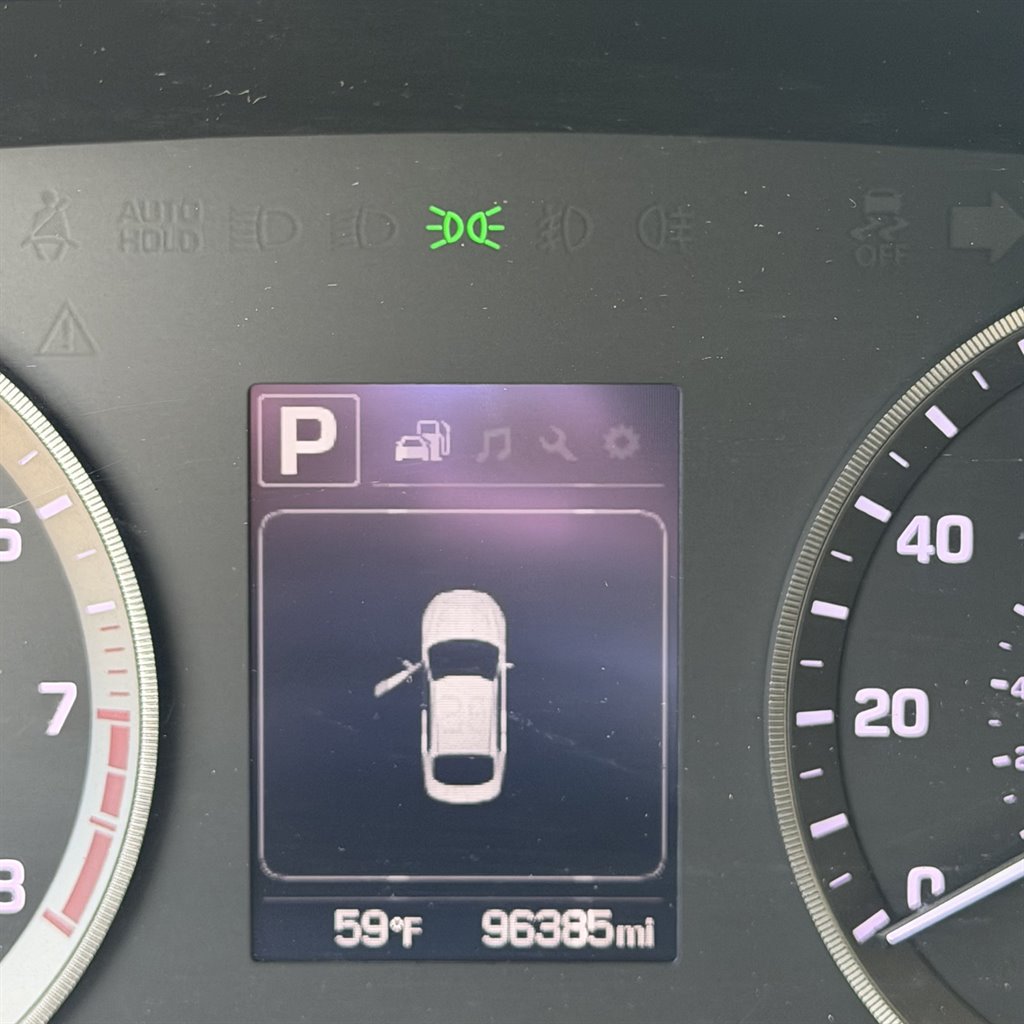 2016 Hyundai Sonata - $9,900
