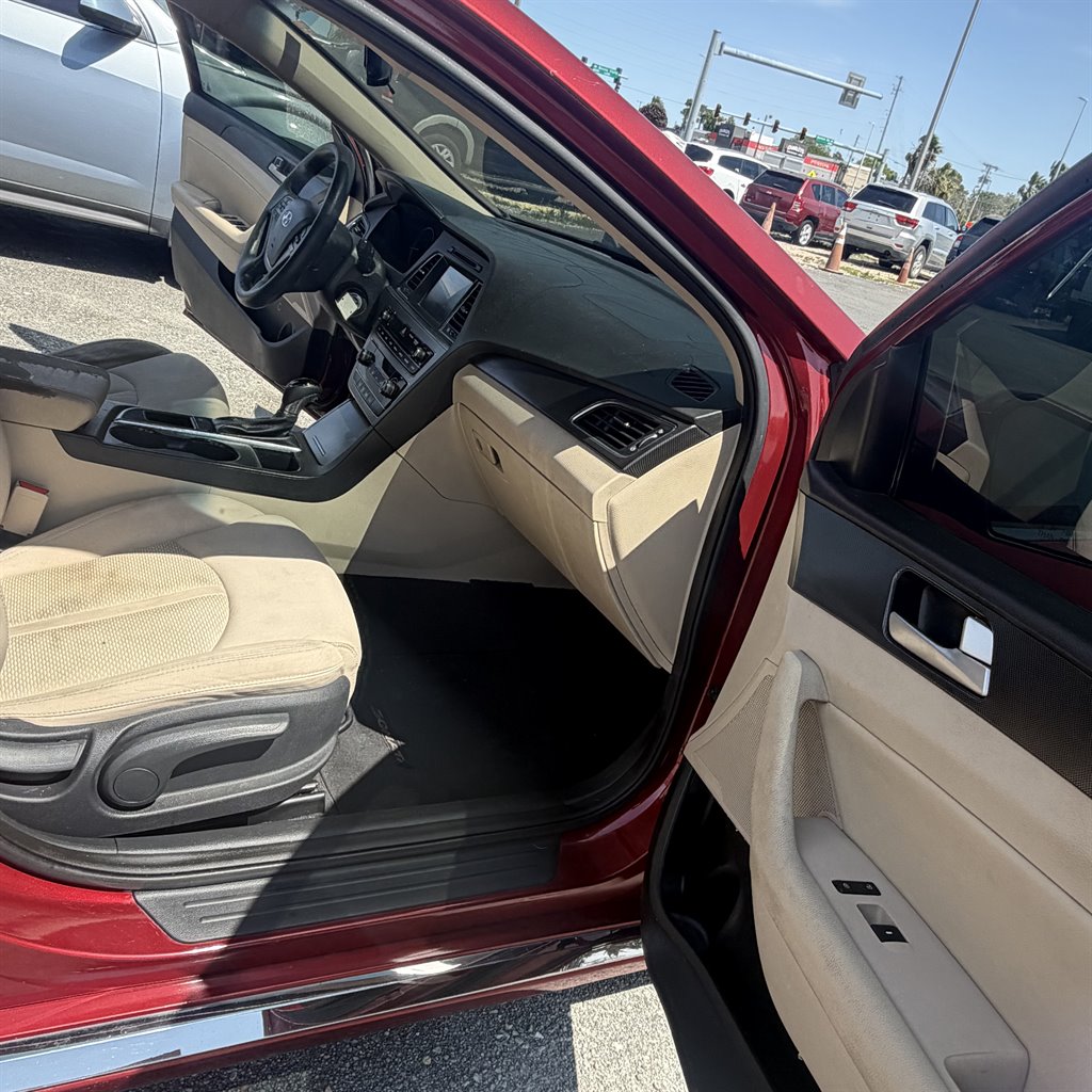 2016 Hyundai Sonata - $9,900