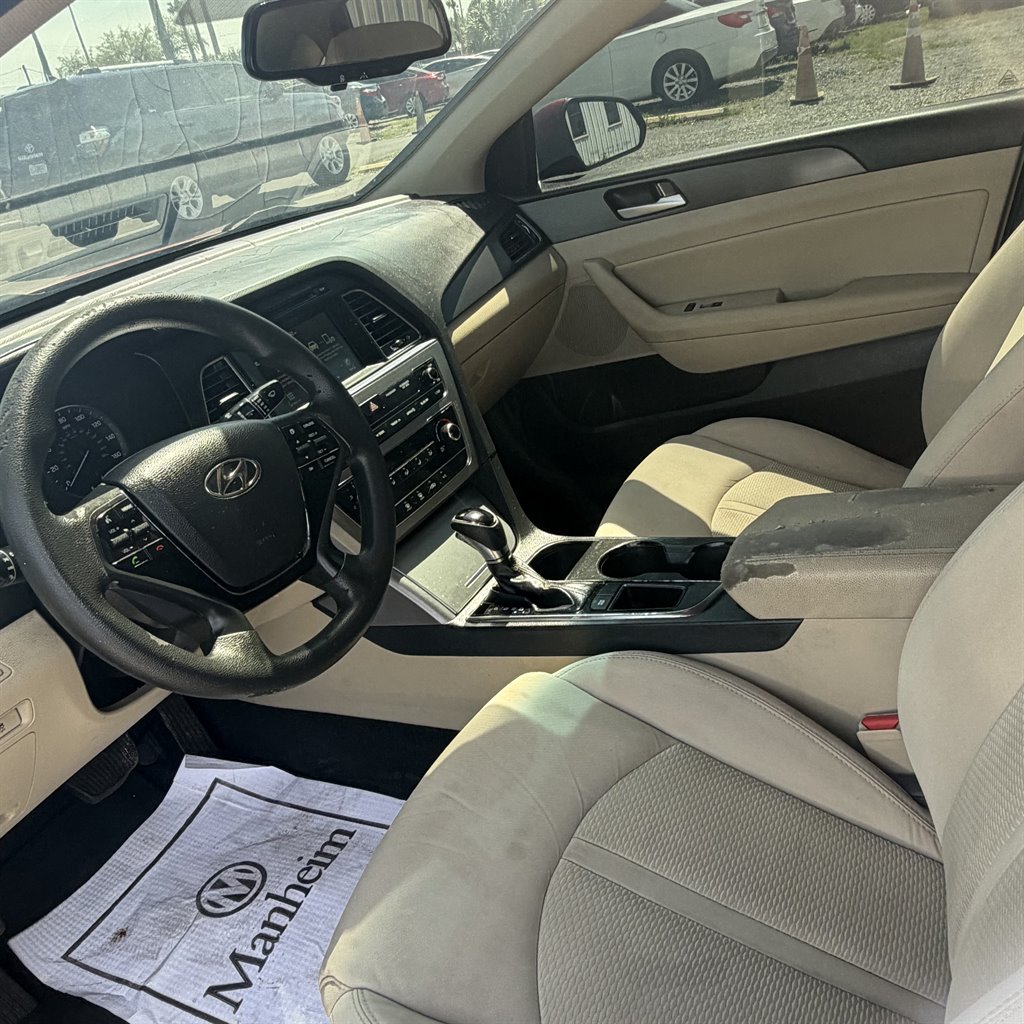 2016 Hyundai Sonata - $9,900