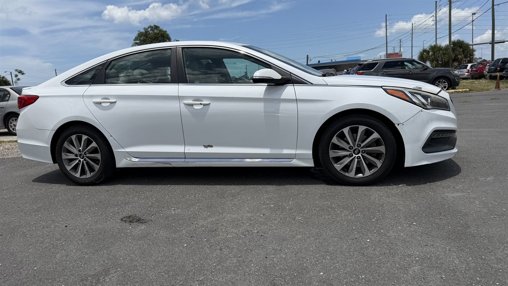 2015 Hyundai Sonata - $7,990