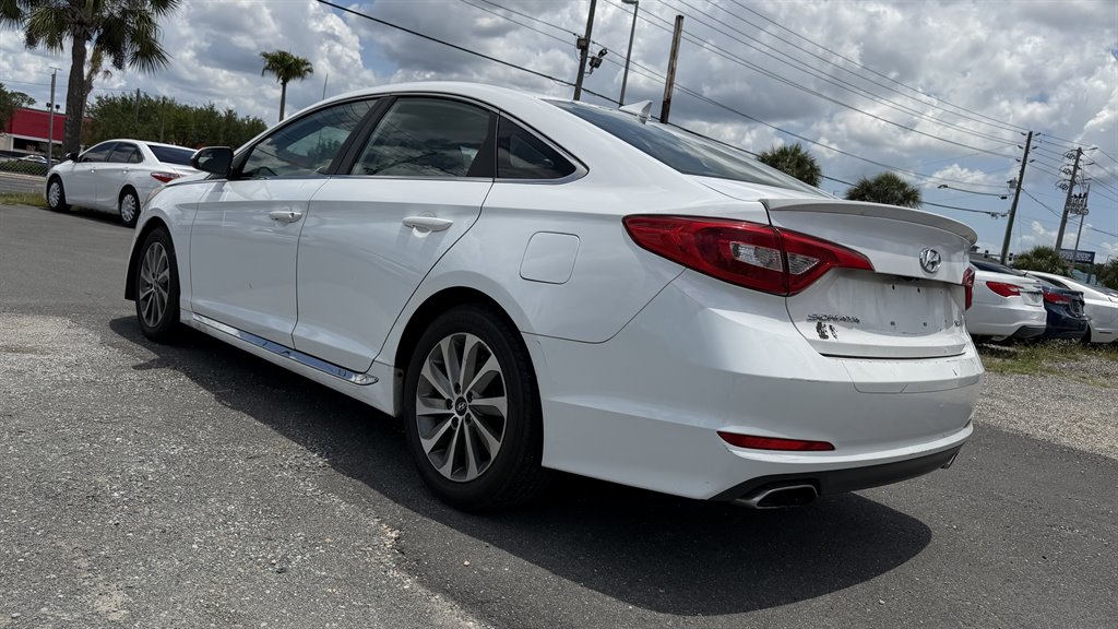 2015 Hyundai Sonata - $7,990