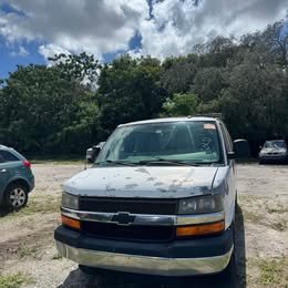2011 Chevrolet Express - $4,990