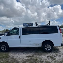 2011 Chevrolet Express - $4,990