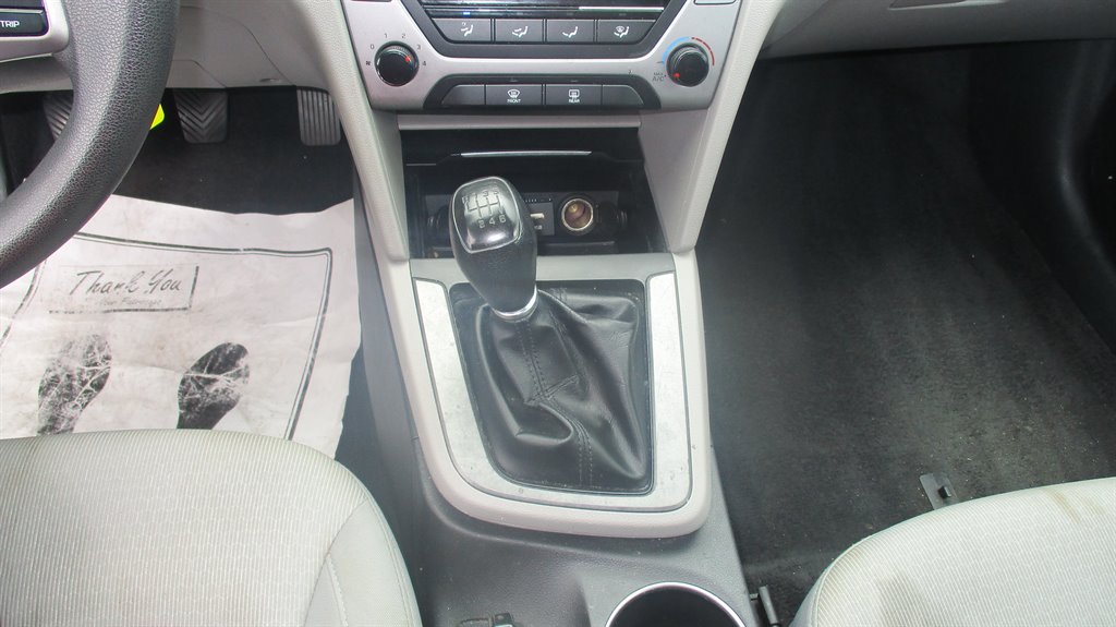 2017 Hyundai Elantra - $6,990