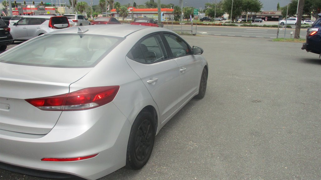 2017 Hyundai Elantra - $6,990
