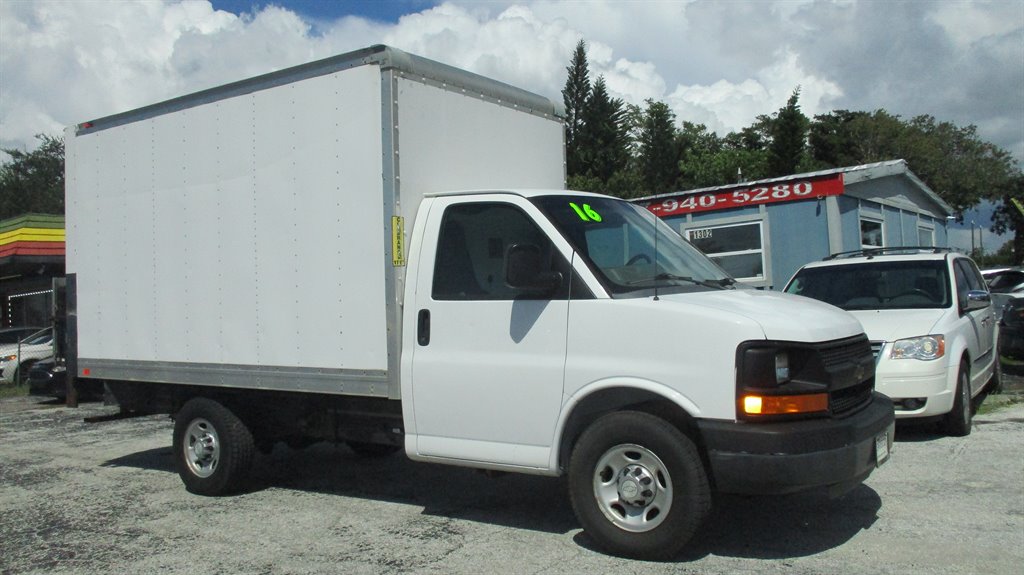 2016 Chevrolet Express - $13,900