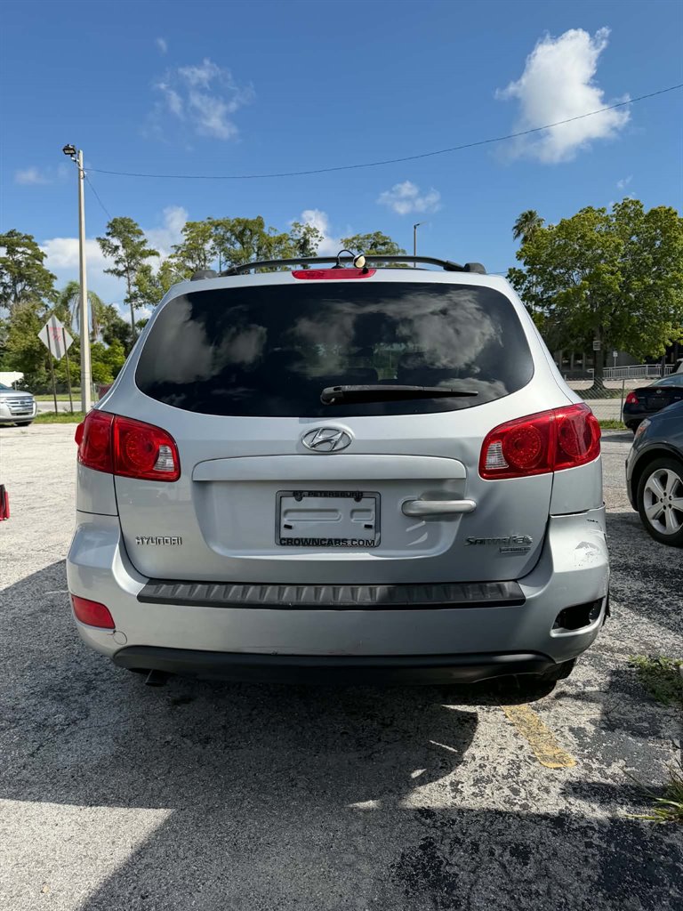 2009 Hyundai Santa Fe - $3,990