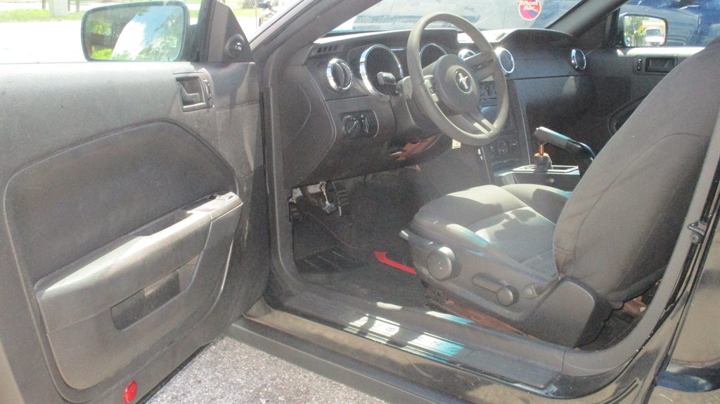 2007 Ford Mustang - $3,990